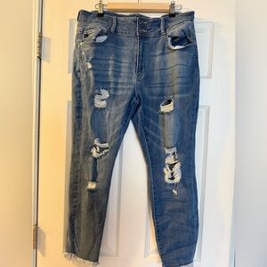 KanCan Skinny Cropped Ripped Jeans Size 32